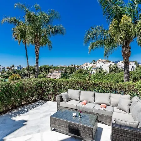 Luxury Townhouse Golden Mile *